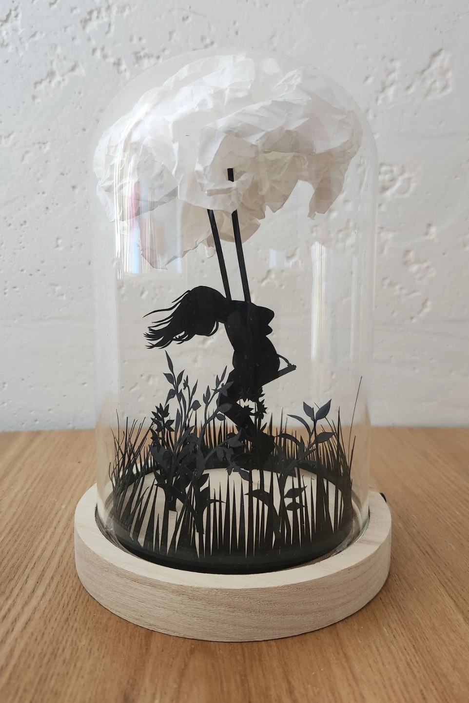 Cloche verre Femme balançoire